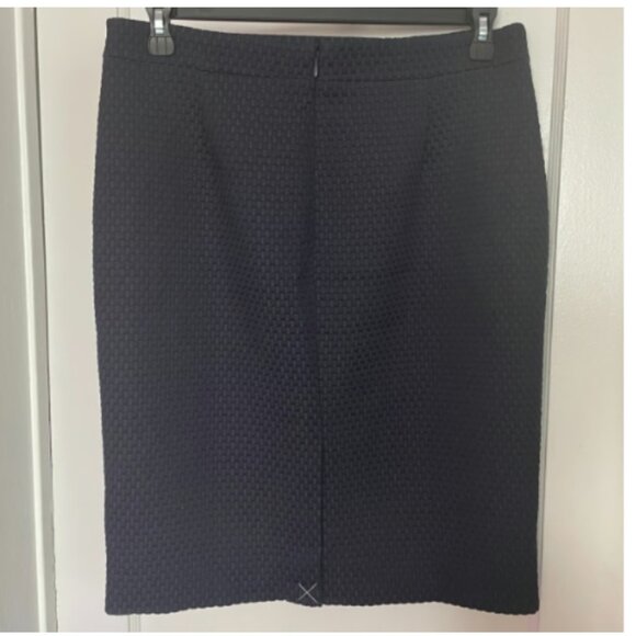 NWT Size 12 J.Crew Lined No. 2 Pencil Skirt in Navy with Basketweave Texture - Picture 5 of 7